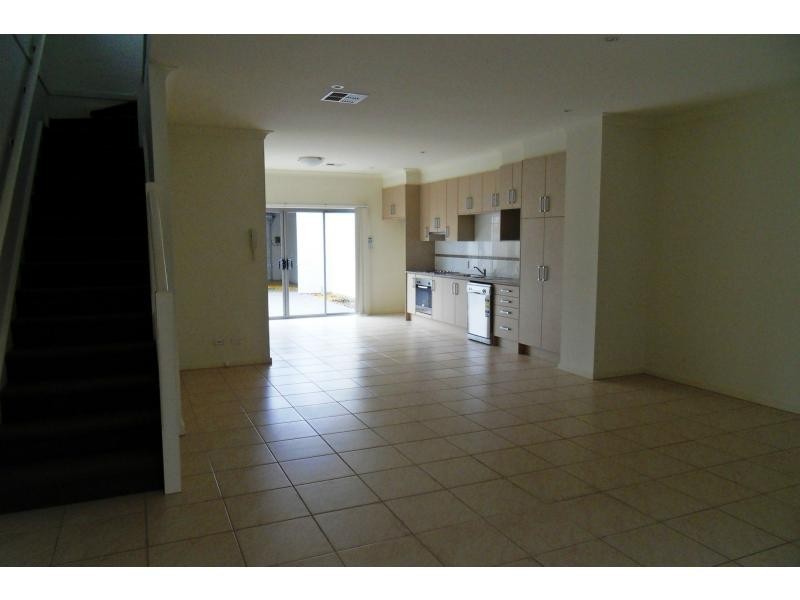 14/55 Grassswren Way, Mawson Lakes SA 5095