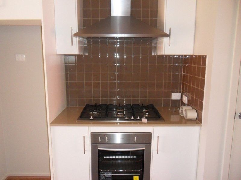 2/17A Second Street, Brompton SA 5007