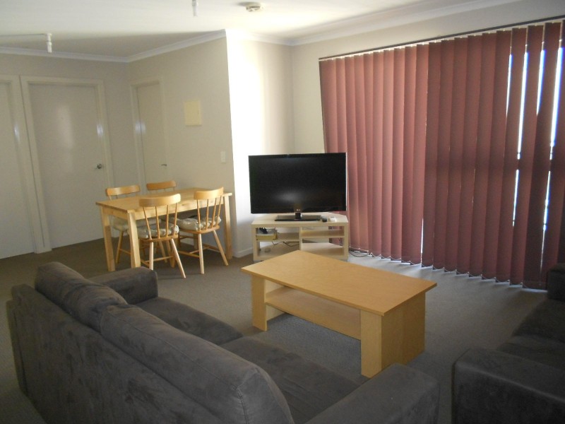 10/2 Fisher Place, Mawson Lakes SA 5095