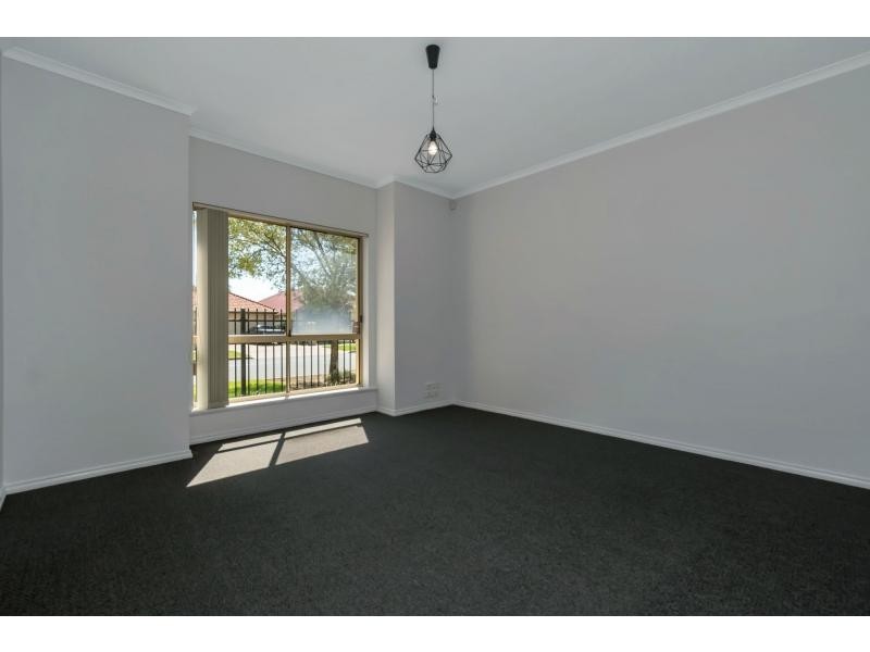 4/210 Mawson Lakes Boulevard, Mawson Lakes SA 5095