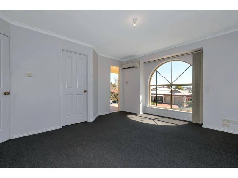 4/210 Mawson Lakes Boulevard, Mawson Lakes SA 5095
