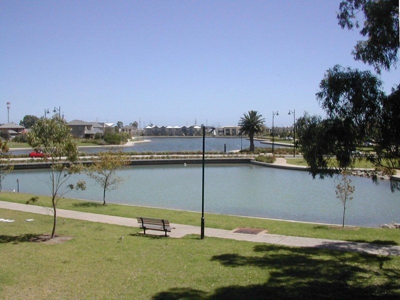 8/39 Windermere Crescent, Mawson Lakes SA 5095