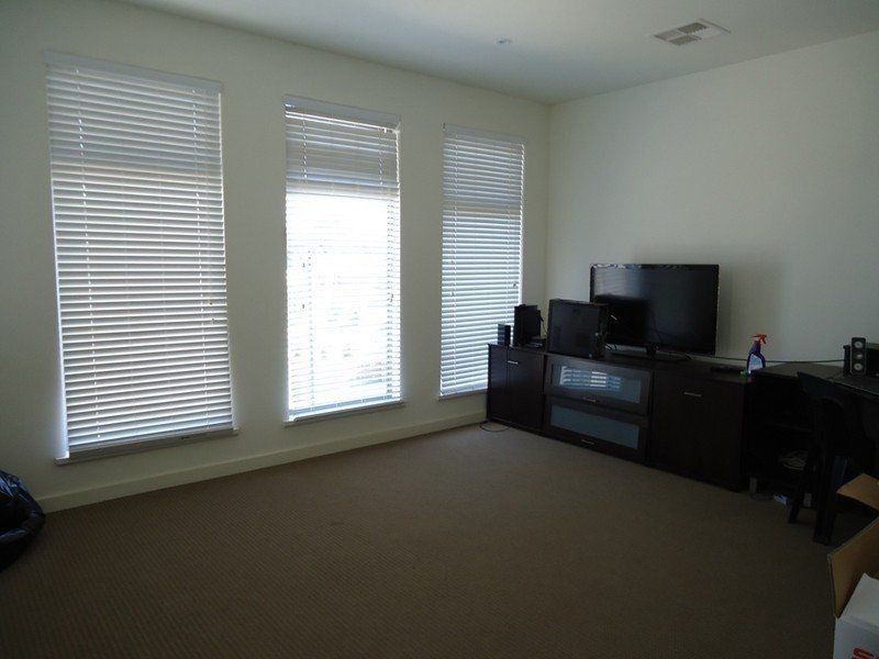 25 Adeline Street, Mawson Lakes SA 5095