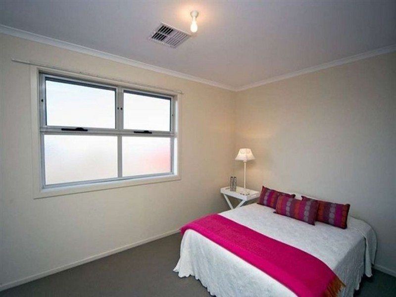 UNIT 1/3-7 Banrock Place, Mawson Lakes SA 5095