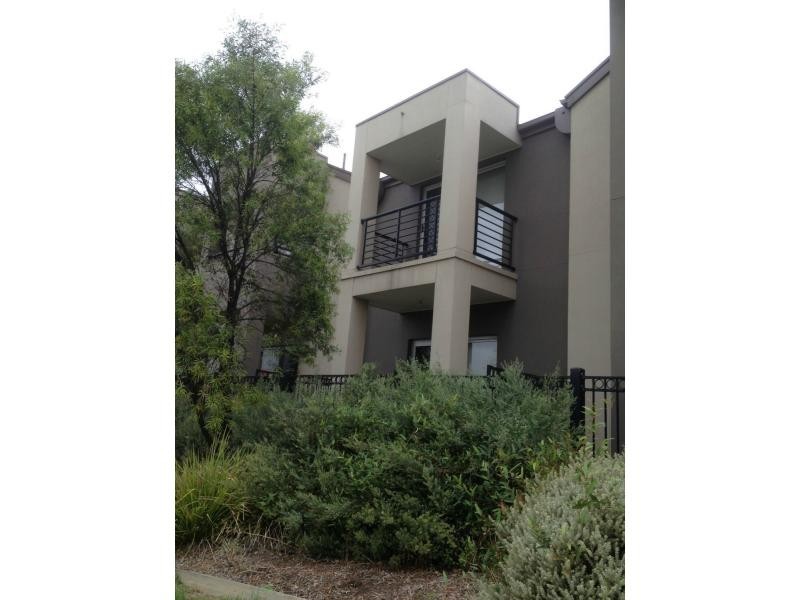 UNIT 1/3-7 Banrock Place, Mawson Lakes SA 5095