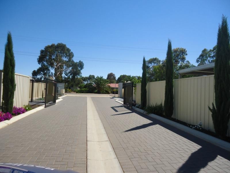 4 Maple Leaf Court, Munno Para West SA 5115