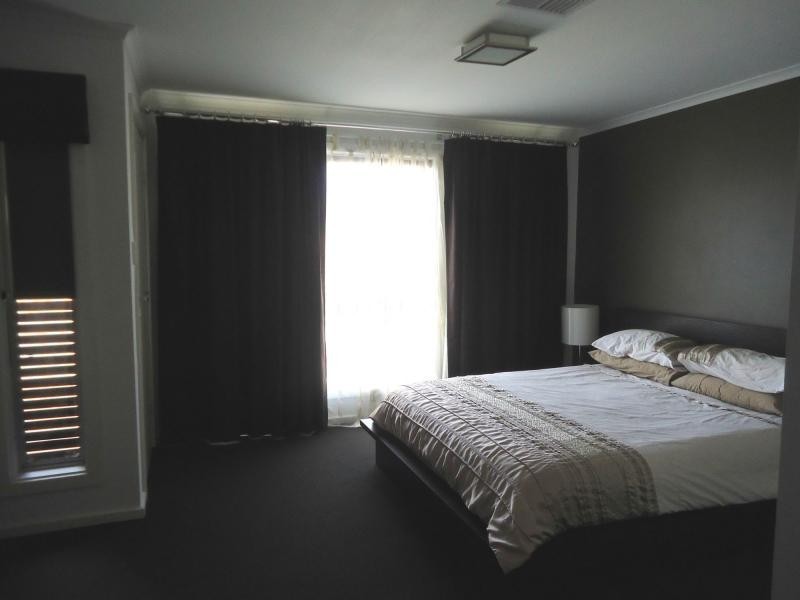 20 Robinson Street, Mawson Lakes SA 5095