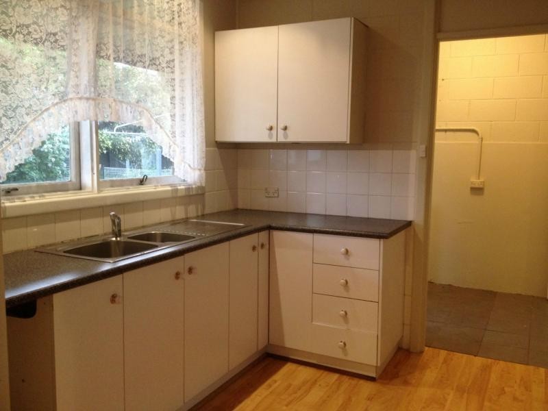 24 Raymond Road, Para Hills SA 5096