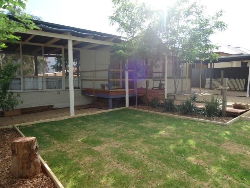 24 Raymond Road, Para Hills SA 5096