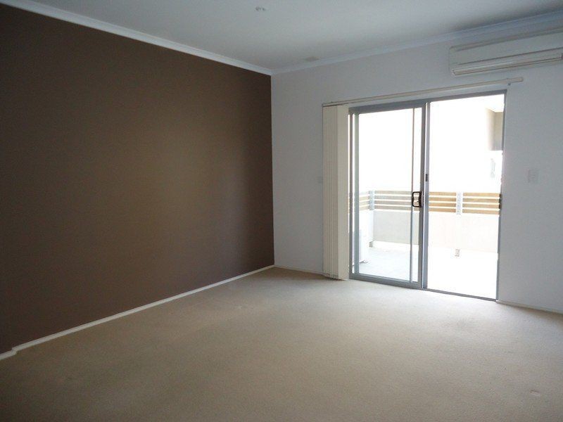 2/29 Main Street, Mawson Lakes SA 5095