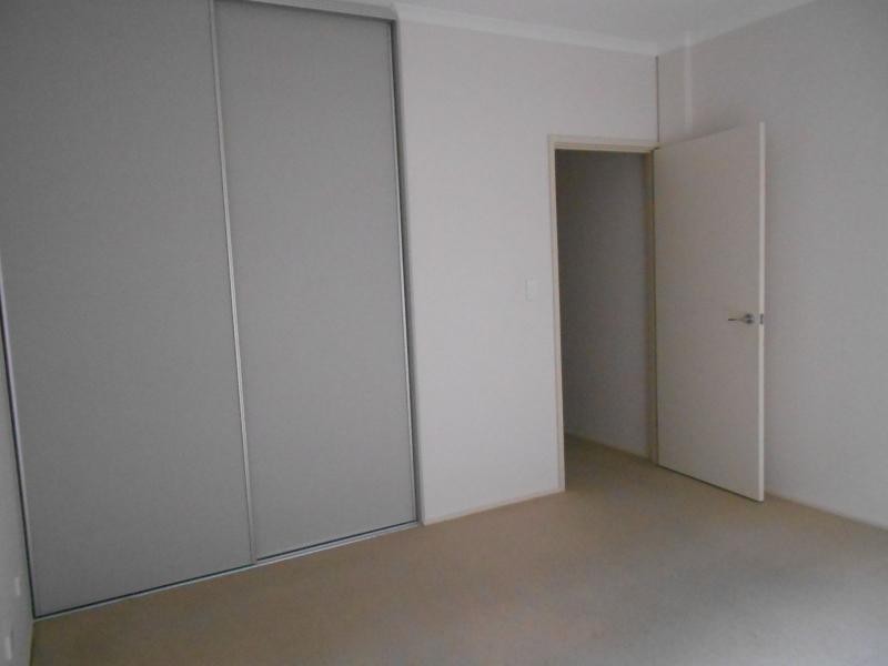 2/29 Main Street, Mawson Lakes SA 5095