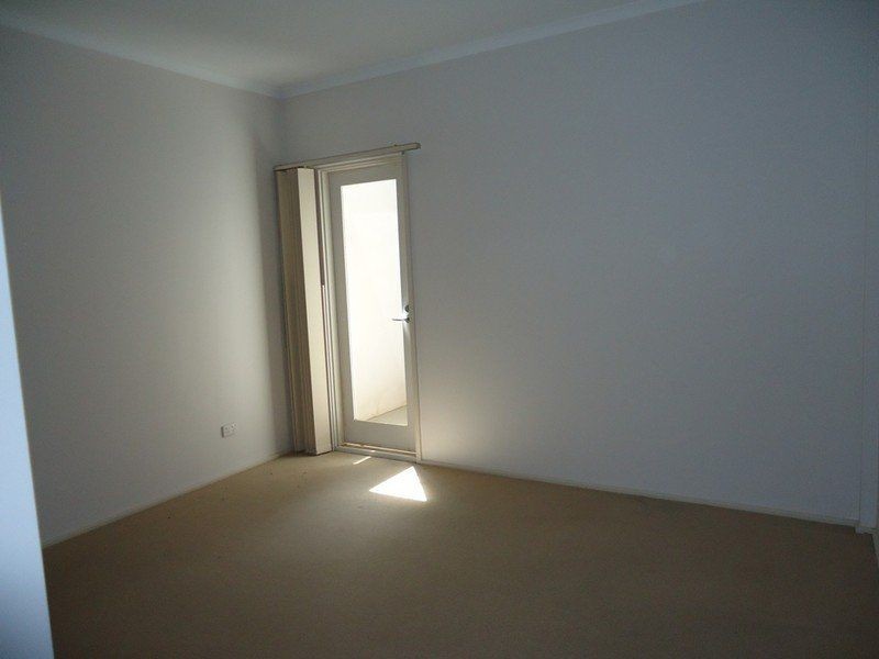 2/29 Main Street, Mawson Lakes SA 5095