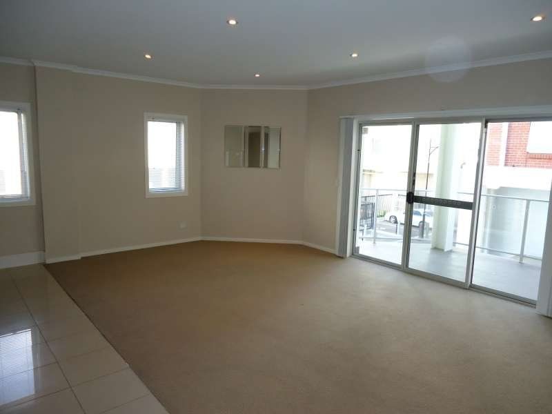 112/6-14 Metro Parade, Mawson Lakes SA 5095