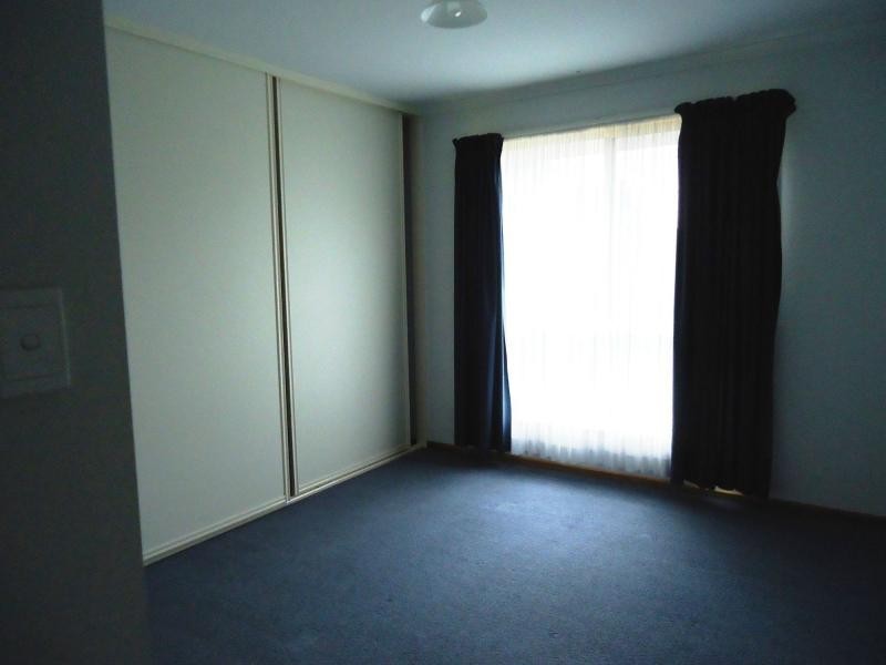 5 Emmett Place, Oakden SA 5086
