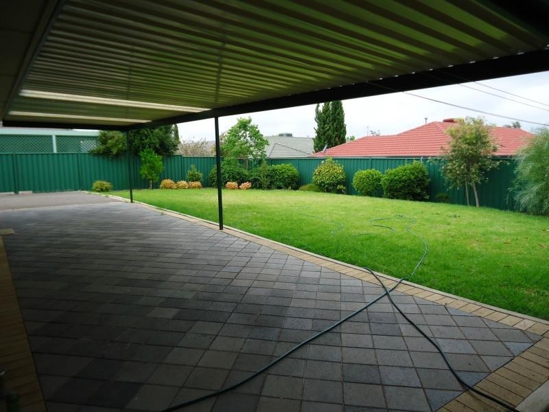 5 Emmett Place, Oakden SA 5086