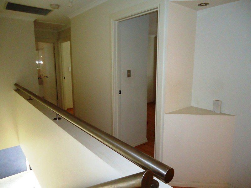 7 Lord Howe Crescent, Mawson Lakes SA 5095