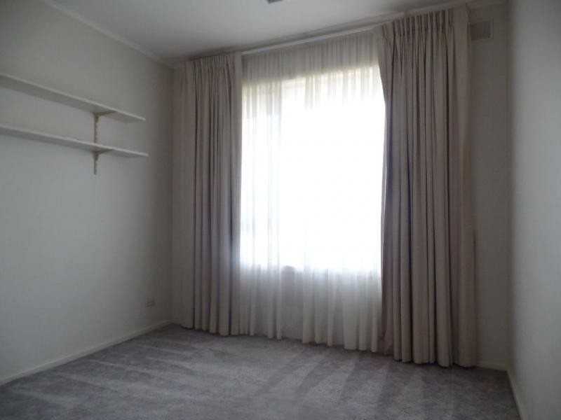 48 Kalina Avenue, Para Vista SA 5093