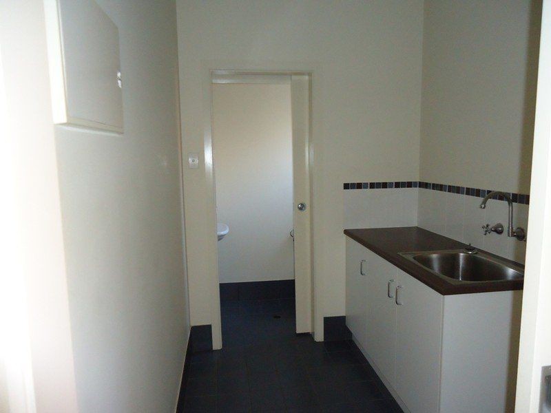 U4 3-7 Banrock Place, Mawson Lakes SA 5095