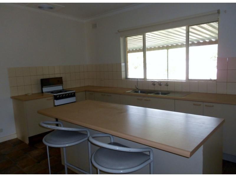 2 Wattle Avenue, Dry Creek SA 5094