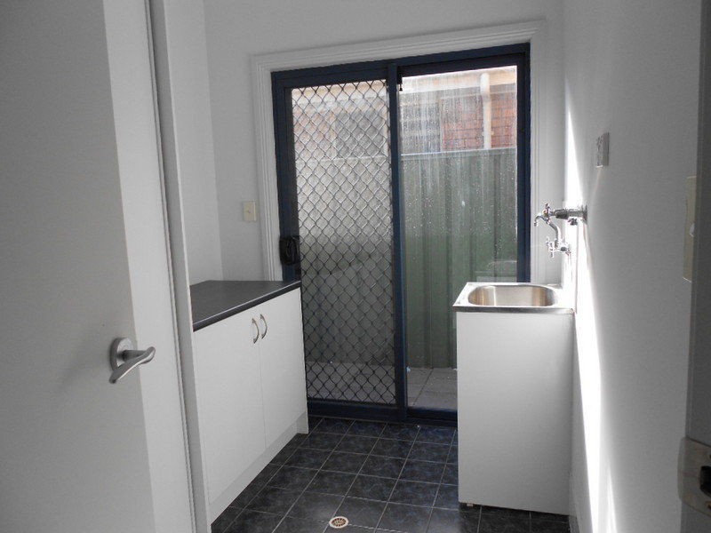 5 Chapman Court, Mawson Lakes SA 5095