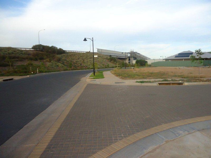 32 Ridley Street, Mawson Lakes SA 5095