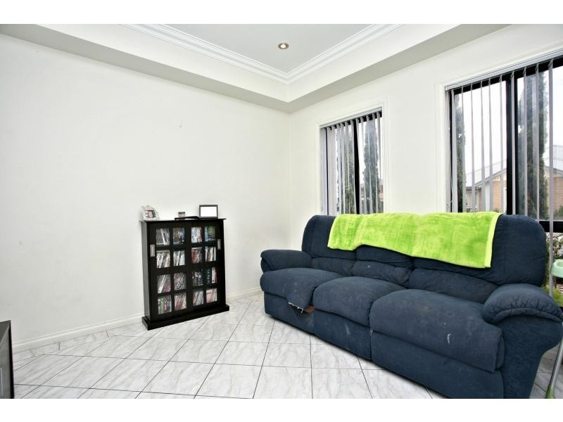 7 Lord Howe Crescent, Mawson Lakes SA 5095
