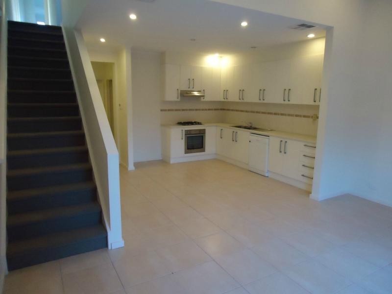 4 Weira Street, Mawson Lakes SA 5095