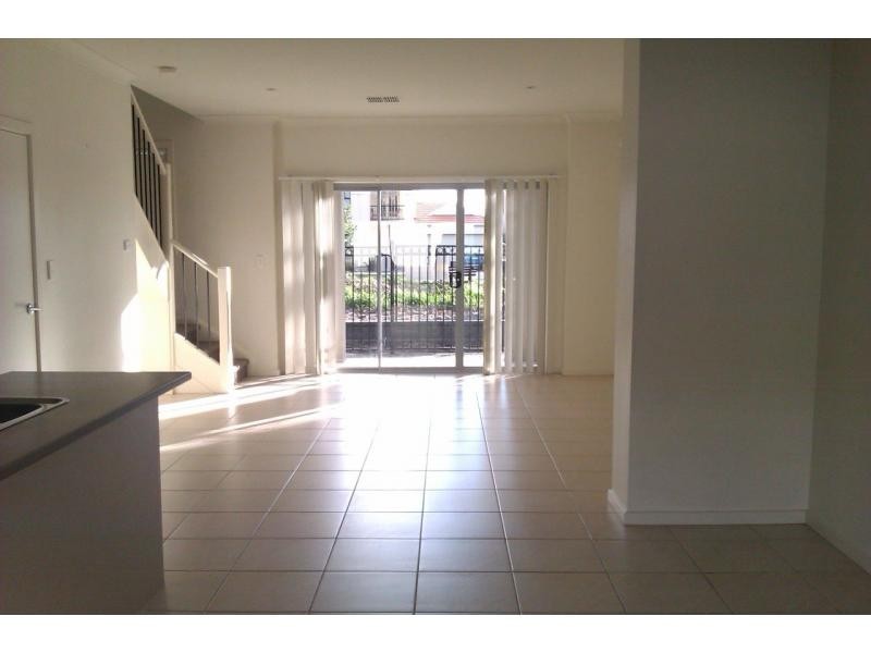 Unit 4/53 Grasswren Way, Mawson Lakes SA 5095