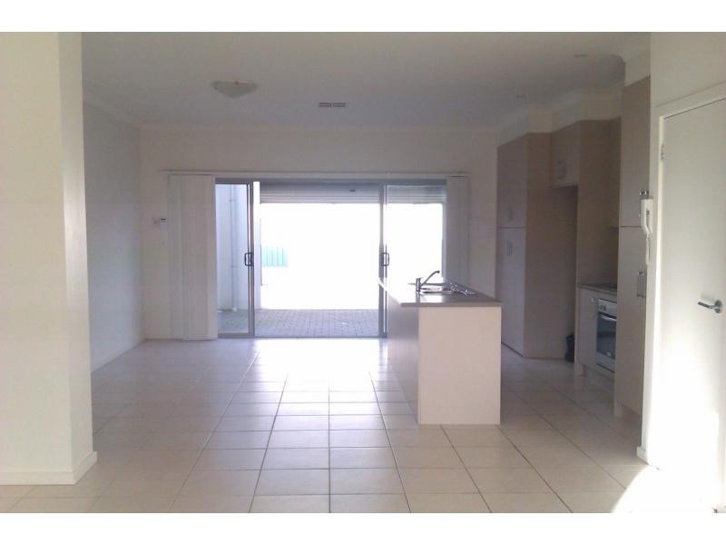 Unit 4/53 Grasswren Way, Mawson Lakes SA 5095