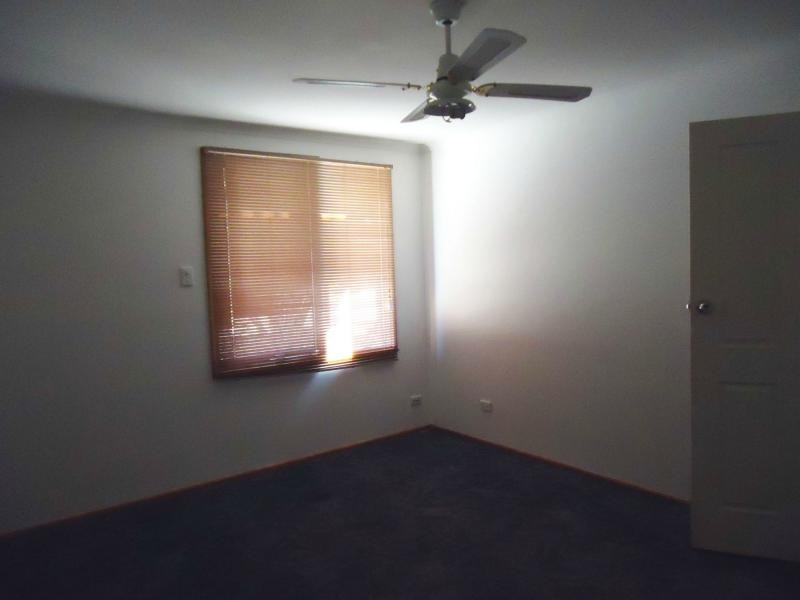 29 Warooka Crescent, Smithfield SA 5114