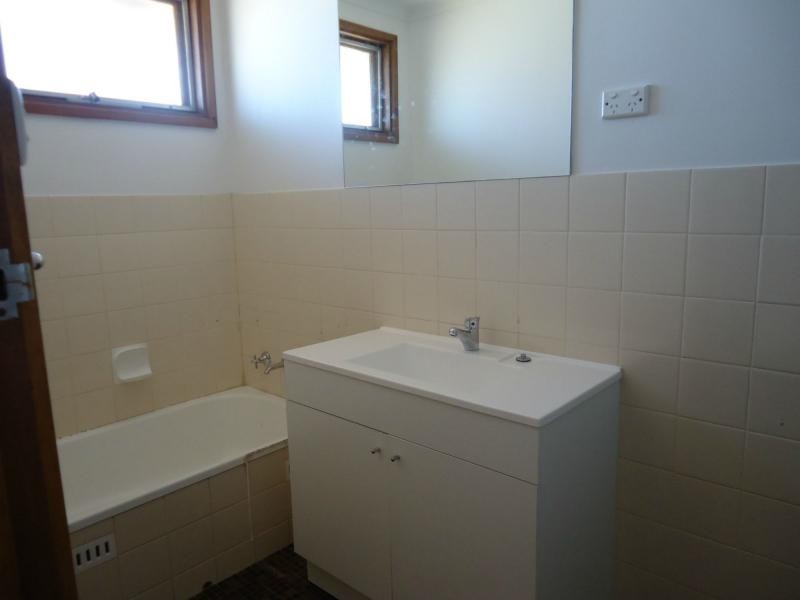 29 Warooka Crescent, Smithfield SA 5114