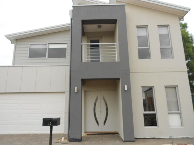 12 Templeton Street, Mawson Lakes SA 5095