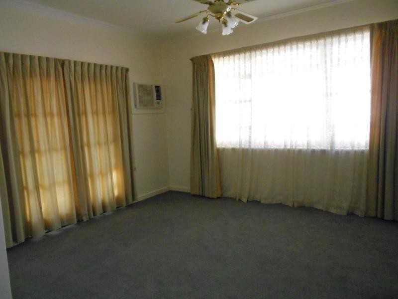 5 Machin Street, Woodville South SA 5011
