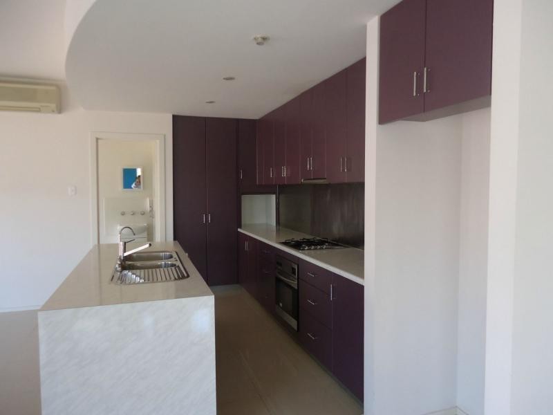 87 Shearwater Drive, Mawson Lakes SA 5095