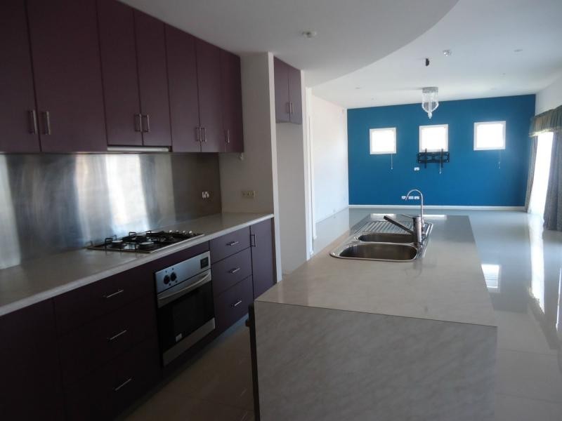 87 Shearwater Drive, Mawson Lakes SA 5095