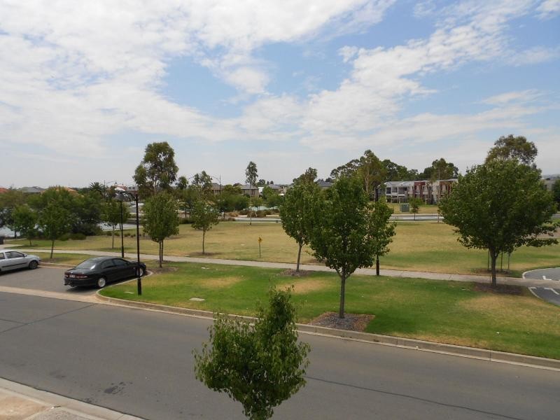 87 Shearwater Drive, Mawson Lakes SA 5095