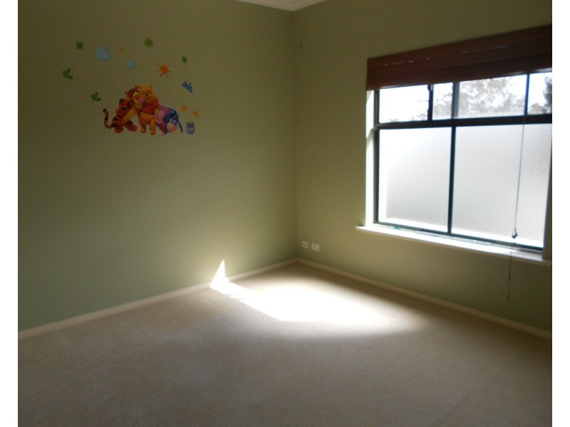 33 Park Way, Mawson Lakes SA 5095