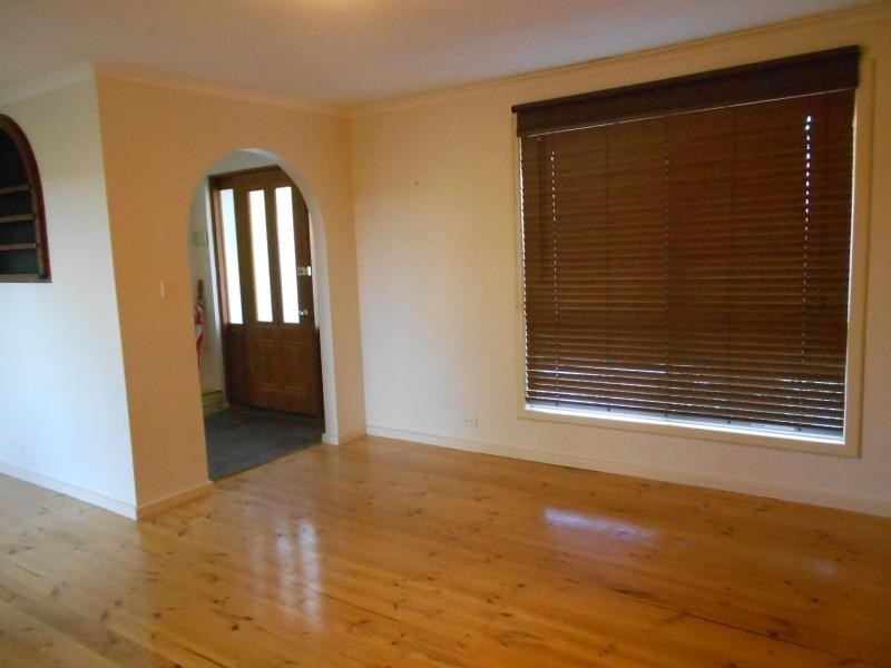 16 Ronald Road, Redwood Park SA 5097