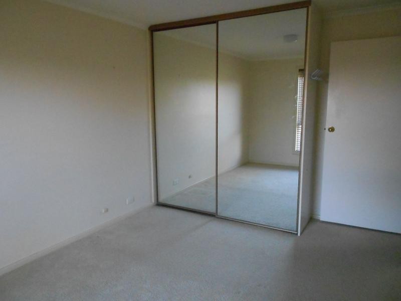 16 Ronald Road, Redwood Park SA 5097