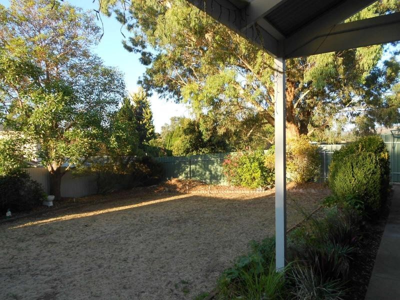 16 Ronald Road, Redwood Park SA 5097