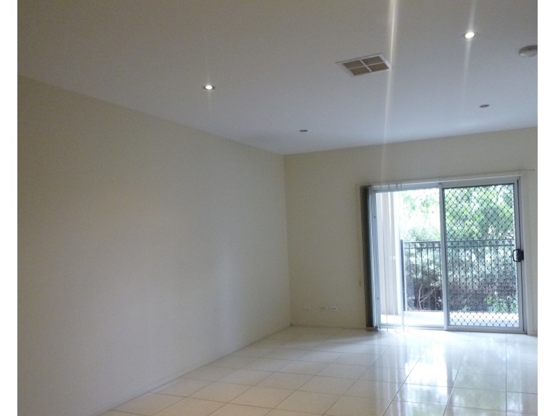 4/3-7 Banrock Place, Mawson Lakes SA 5095