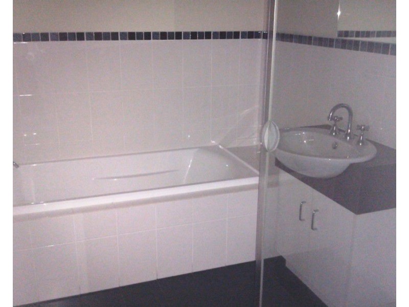 4/3-7 Banrock Place, Mawson Lakes SA 5095