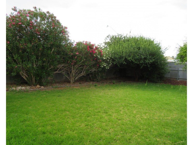 18 Winara Drive, Ingle Farm SA 5098