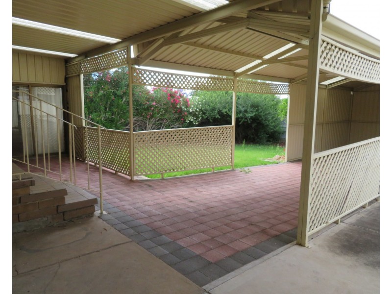 18 Winara Drive, Ingle Farm SA 5098