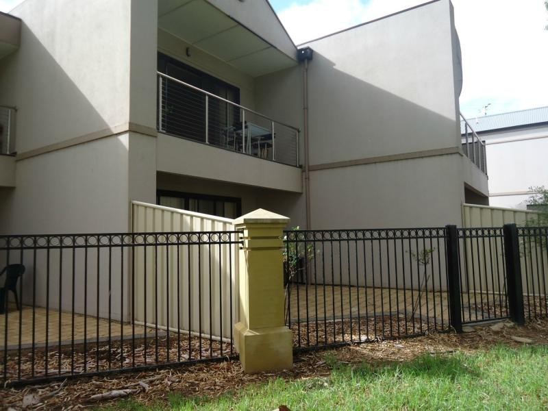 7/39 Windermere Crescent, Mawson Lakes SA 5095