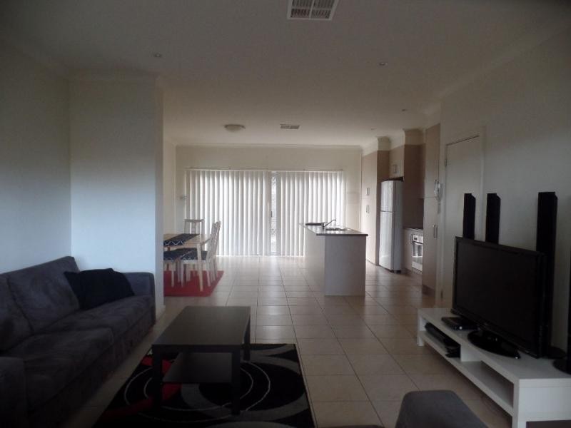 7/53-55 Grasswren Way, Mawson Lakes SA 5095