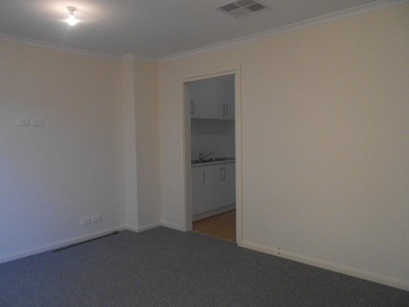 24 Saxon Street, Smithfield Plains SA 5114