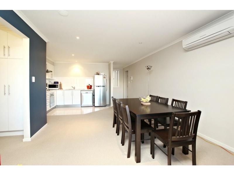 Unit 32/5-19 Goodall Parade, Mawson Lakes SA 5095