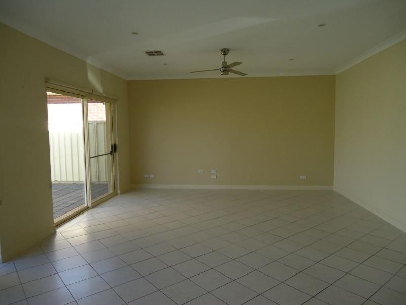 5B Minna Terrace, Semaphore Park SA 5019