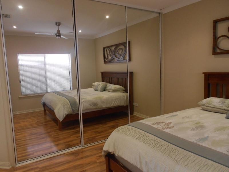5B Minna Terrace, Semaphore Park SA 5019